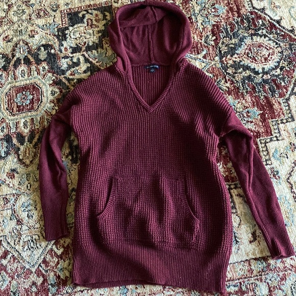 American Eagle Outfitters Sweaters - American Eagle hooded sweater